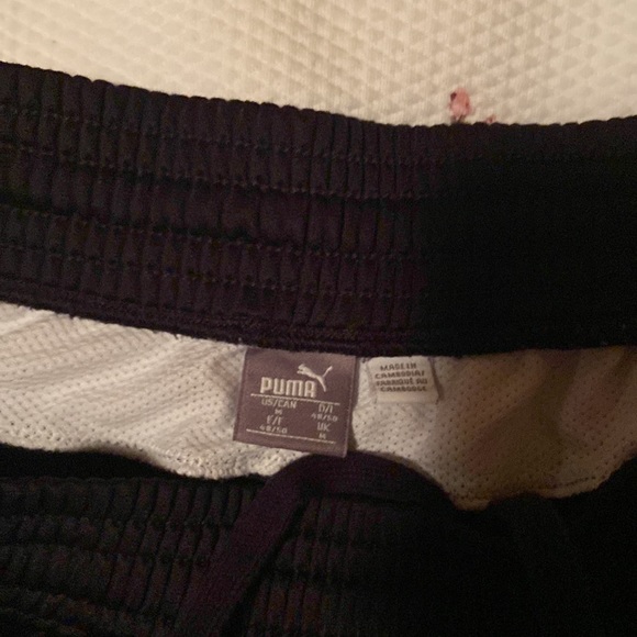 Puma joggers - Picture 3 of 4